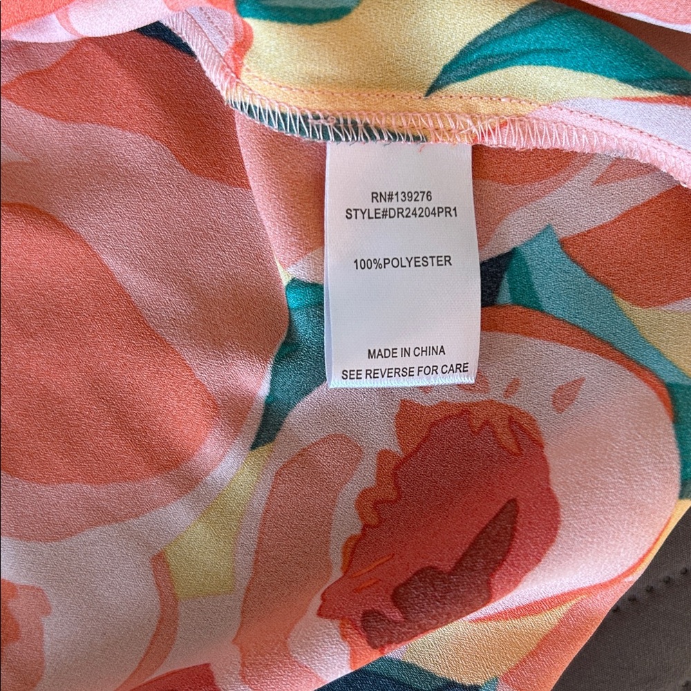 🍑 DR2 Orange/Green Floral Top - Picture 7 of 7